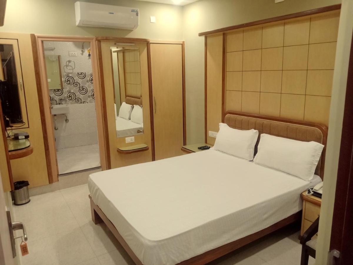 Hotel Shri Gourav Bikánér Kültér fotó